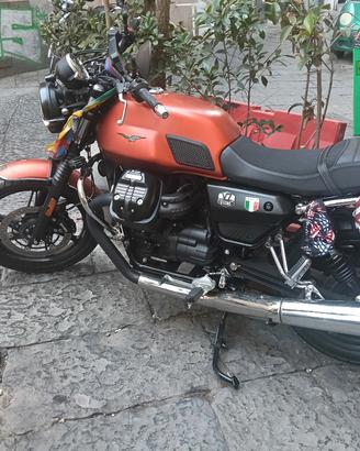 moto Guzzi  v7