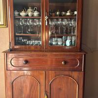 Vetrinetta antiquariato 800