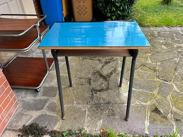 Scrivania scuola elementare anni 60