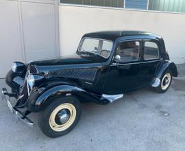 Auto d'epoca Citroen Traction Avant 1953