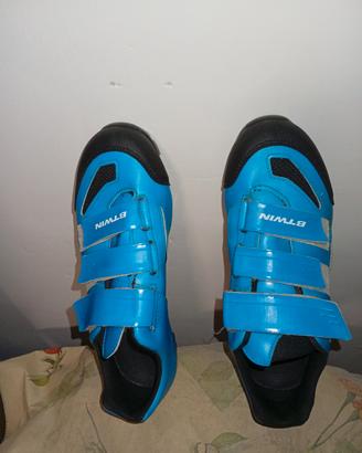 Scarpe Btwin e pedali MTB shimano sgancio rapido