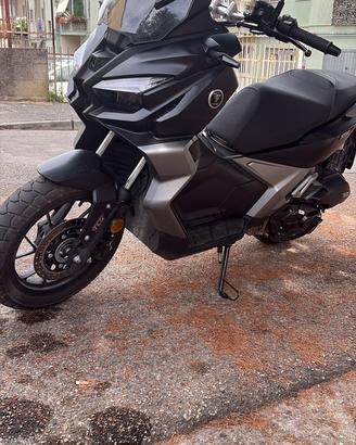 voge sfida sr1 adv