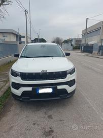 Jeep Compass 1.5 Turbo Hybrid 130 CV Night Eagle –