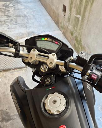 Ducati Hypermotard 821 - 04/2013