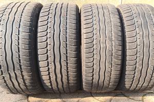 4 gomme invernali