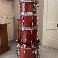 Batteria vintage in acero americano