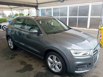Audi Q3 SPORT 2000
