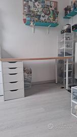 scrivania ikea