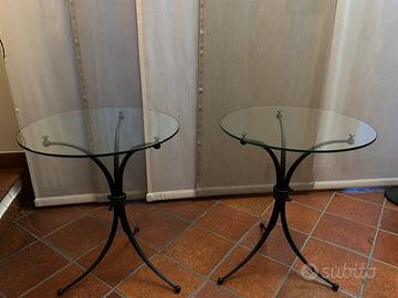 Coppia di tavolini