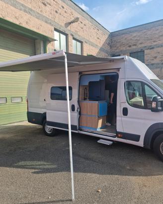 FURGONE ALLESTIMENTO MINNESOTA