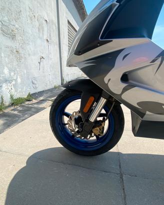 aprilia sr 50 factory
