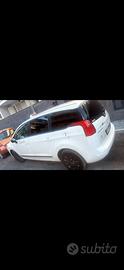 Peugeot 5008 7 posti