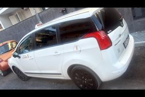 Peugeot 5008 7 posti