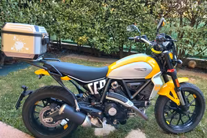 Ducati Scrambler Icon 800