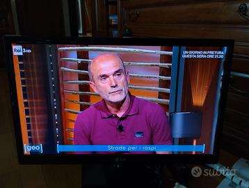 TV LG 22 POLLICI MOD. 22LS5400