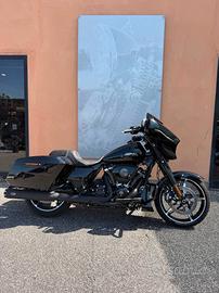 Harley-Davidson Street Glide (2024 - 26)