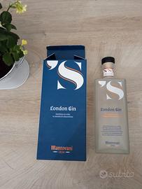 Bottiglia vuota di London Gin Mantovani 