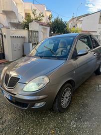 Lancia ypsilon 1300 multijet