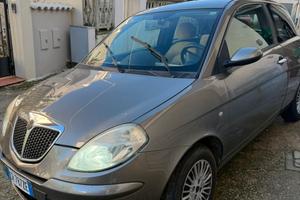 Lancia ypsilon 1300 multijet