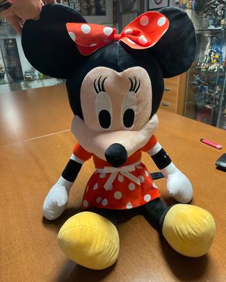 Minnie (Topolina) e puffetta..
