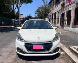 Peugeot 208 benzina