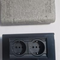 LIVING CLASSIC PLACCA NERA 4754NR +2 SCHUKO ORIGIN