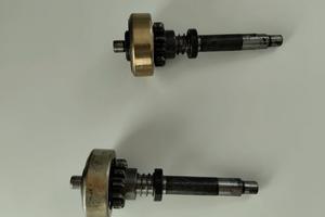Perno rinvio avviamento+ ghiera CAGIVA MITO