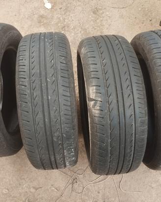 pneomatici goodyear 205 60 r16 92v