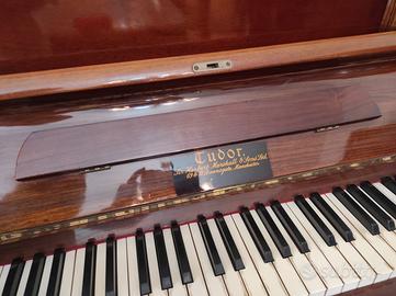 Pianoforte Verticale Tudor