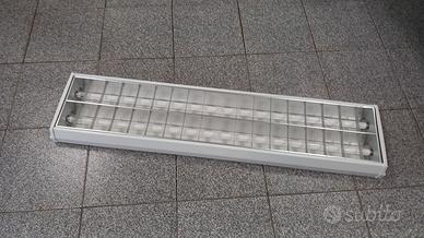 Plafoniera per due tubi al neon da 120 cm, 120cm,