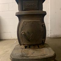 STUFA A LEGNA IN GHISA INGLESE PRIMI 900