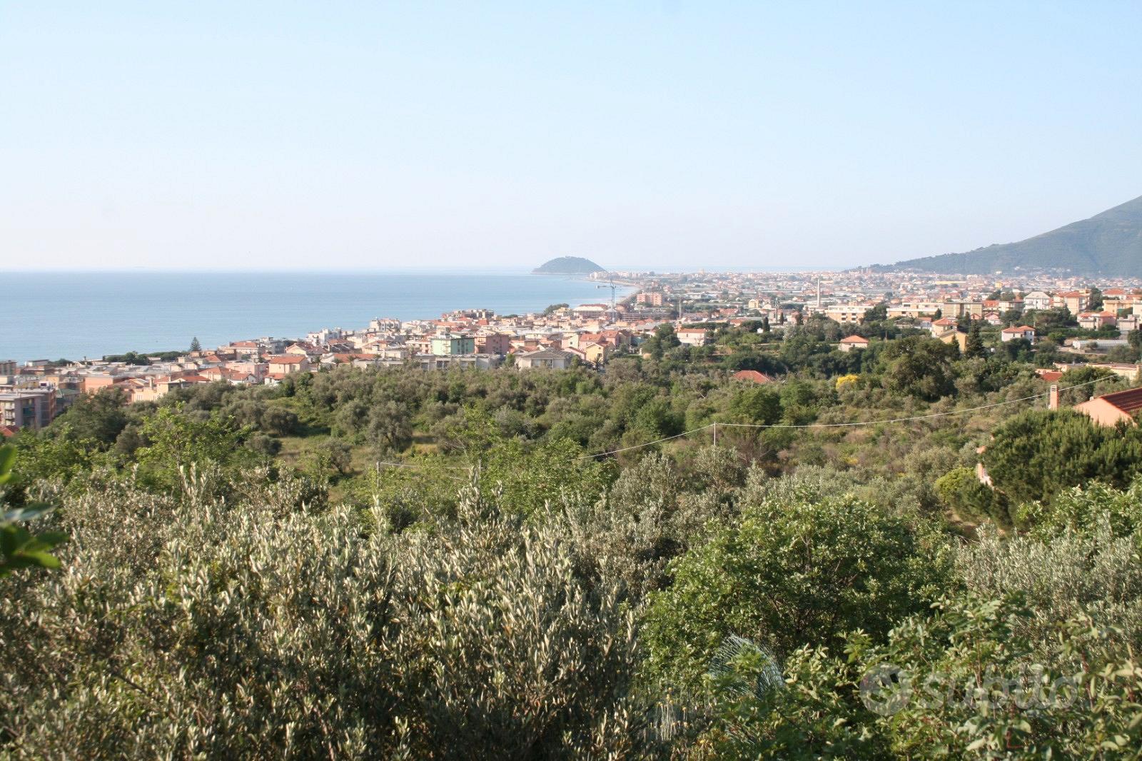 Terreno con progetto approvato - Vista 3