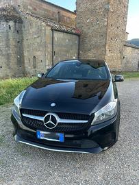 MERCEDES BENZ CLASSE A180d Executive 2016