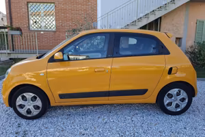 Renault Twingo E-Tech Electric Zen | Giugno 2022 |