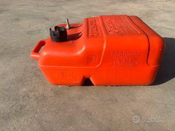 Serbatoio nautico con galleggiante