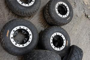 Cerchi gomme ltz 400