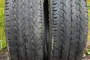 2 gomme 235 65 16 115 C Torque 4 stagioni a 75 %