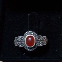 anello argento con corniola centrale 