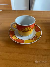 Tazzine caffé e piattini