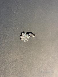 charm pandora quadrifoglio brillantini