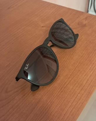 occhiali Ray-Ban Erika originali