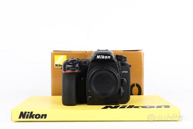 Nikon D7500 USATO GARANTITO PER DUE ANNI