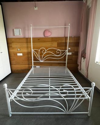 Letto alla francese a baldacchino