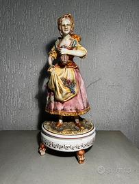 Scultura Vintage donna in ceramica di bassano