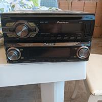 Due stereo della Pioneer 