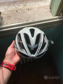 Kask protone