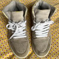 Nike Air Jordan 1 Mid SE Particle Grey.