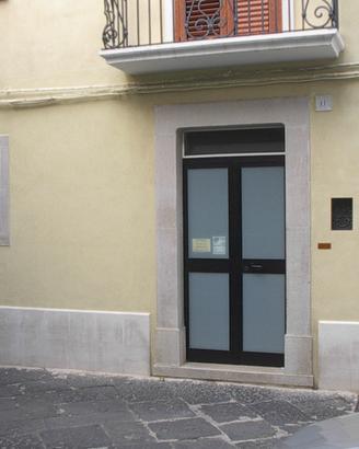 Bilocale ammobiliato