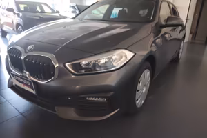 Bmw 116 116d 5p. Advantage