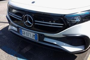 Mercedes benz suv eqa250+